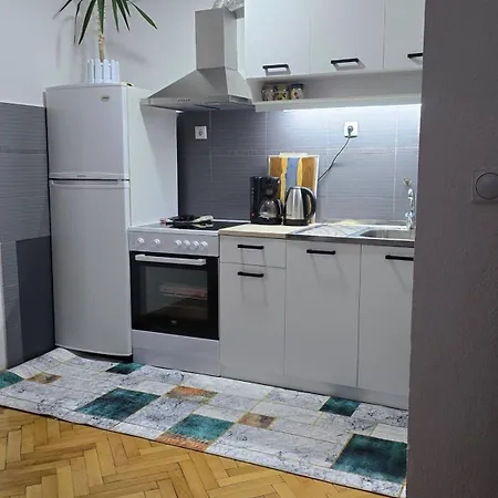 Appartement Charming 2 Bedroom In Heart Of *