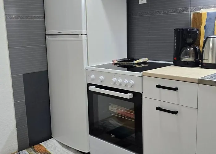 Apartman Charming 2 Bedroom In Heart Of