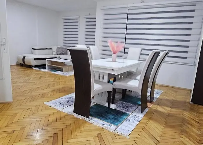 Charming 2 Bedroom In Heart Of Szkopje